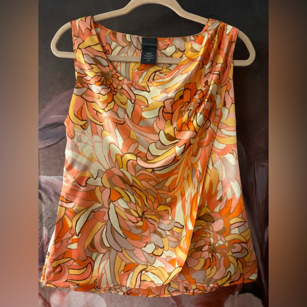 Multiple Shade of Orange Abstract Faux Wrap Top Size M